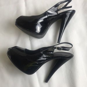 Chinese Laundry Treat heel Sz 7